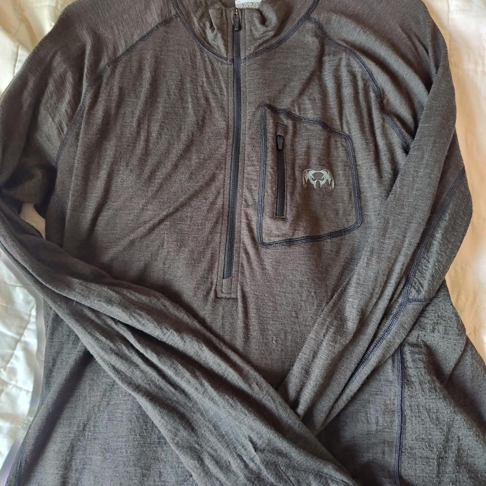 KUIU Merino 145 Zip T Shirt - Like New